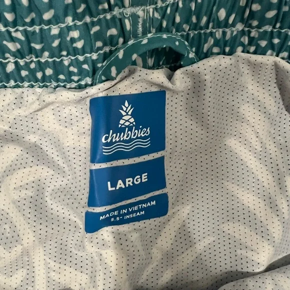 Chubbies The Whale Shark 5.5" Stretch Swim Trunks Shorts Zipper Pocket Mens L - Picture 2 of 8